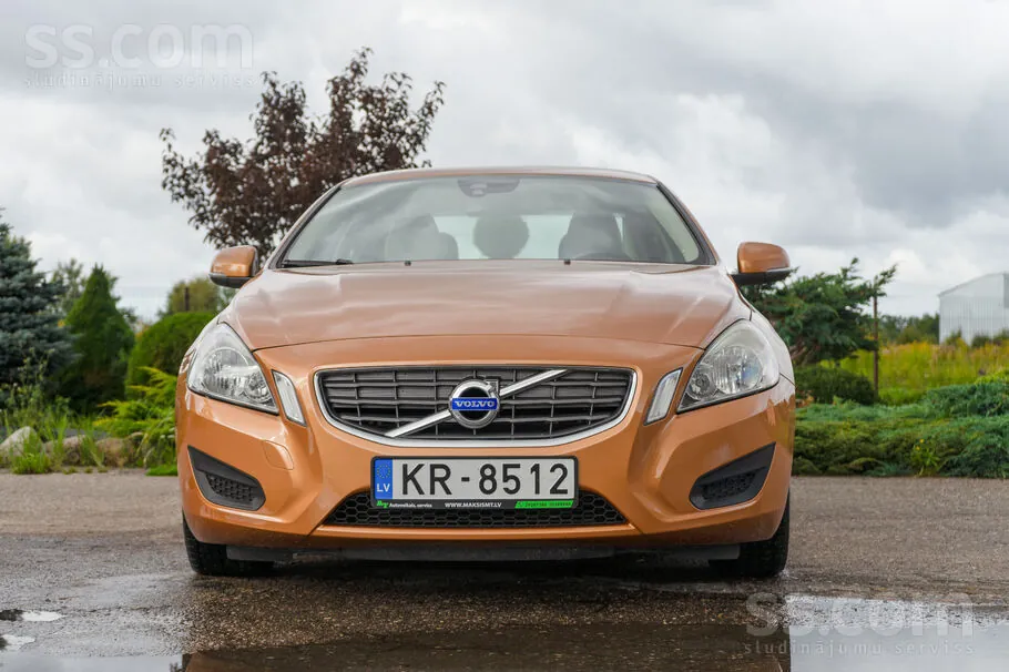 Volvo S60 2012 photo 4