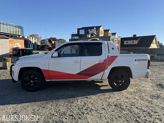 Volkswagen Amarok 2018 photo 2