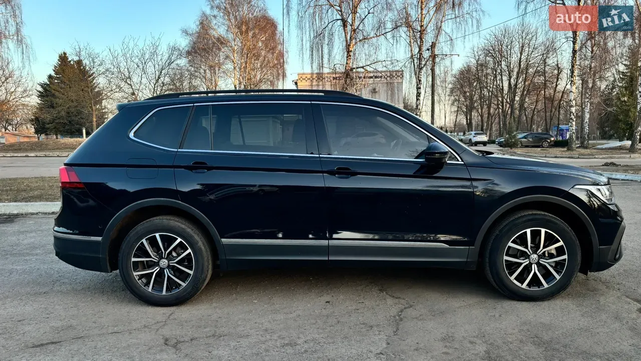 Volkswagen Tiguan 2021 photo 3