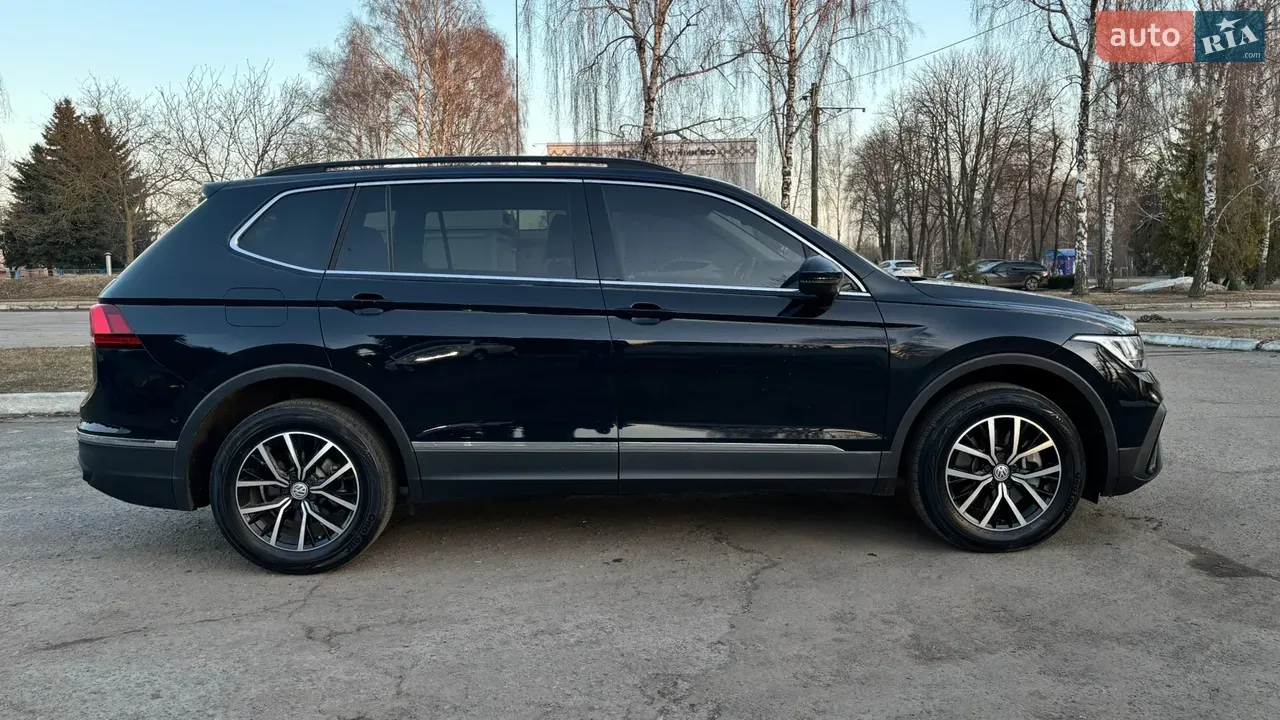 Volkswagen Tiguan 2021 photo 4