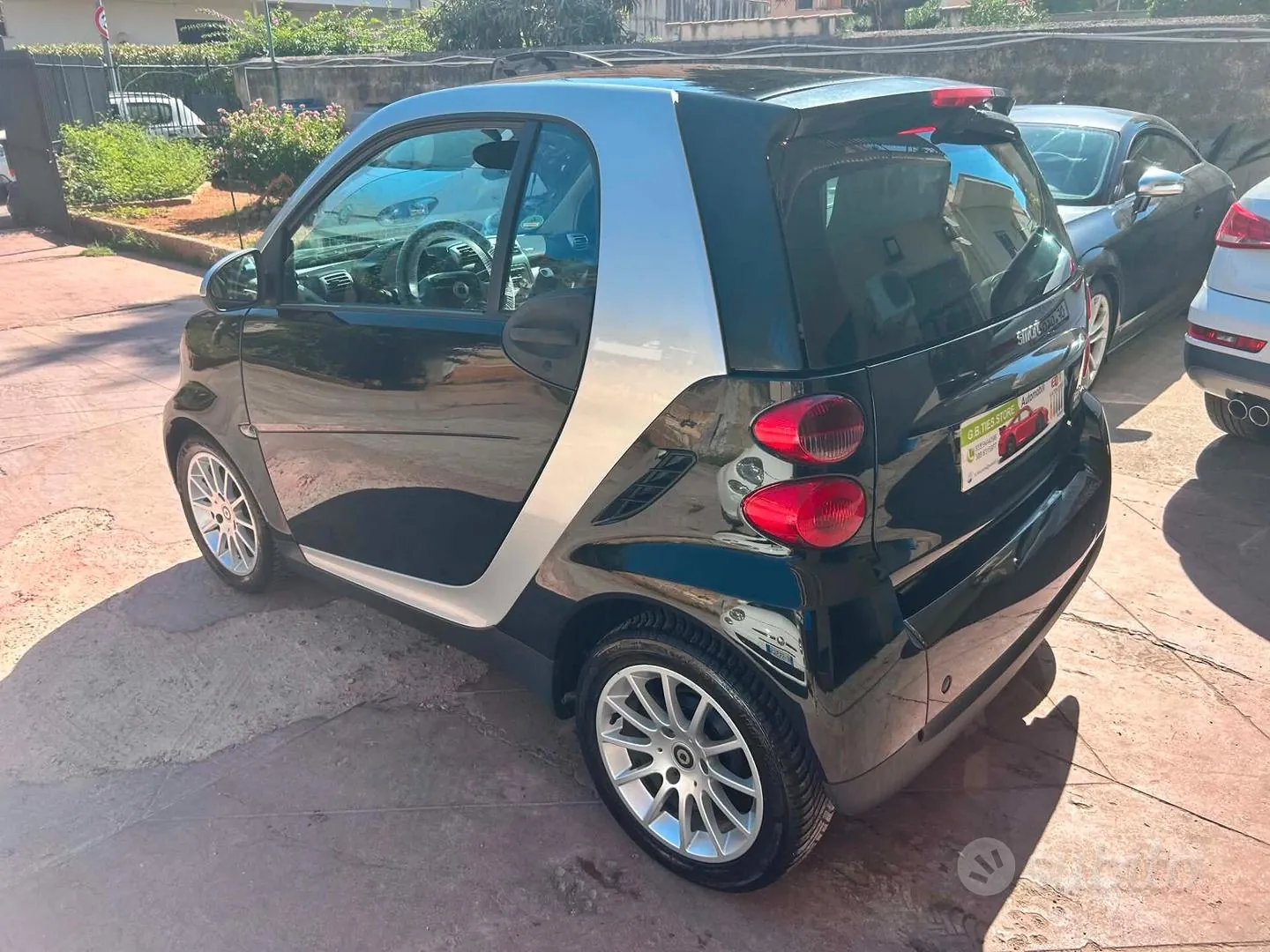 Smart Fortwo 2011 photo 5