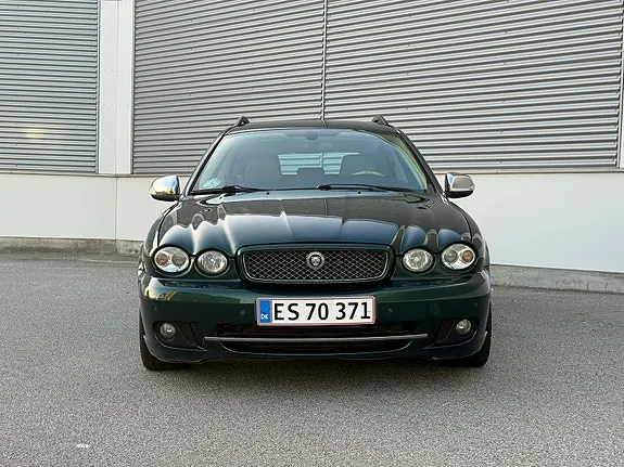 Jaguar X-Type 2009 photo 2