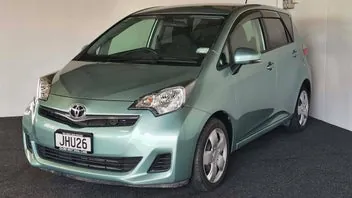 Toyota Ractis 2012 photo 4