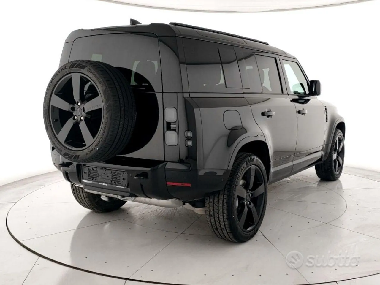 Land Rover Defender 2026 photo 3