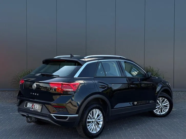 Volkswagen T-Roc 2020 photo 3