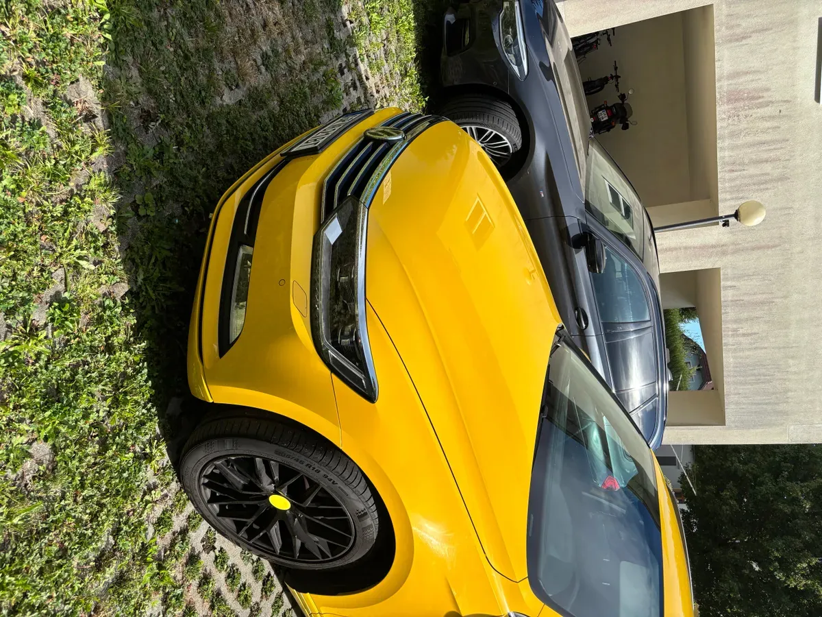 Volkswagen Passat 2019 photo 2