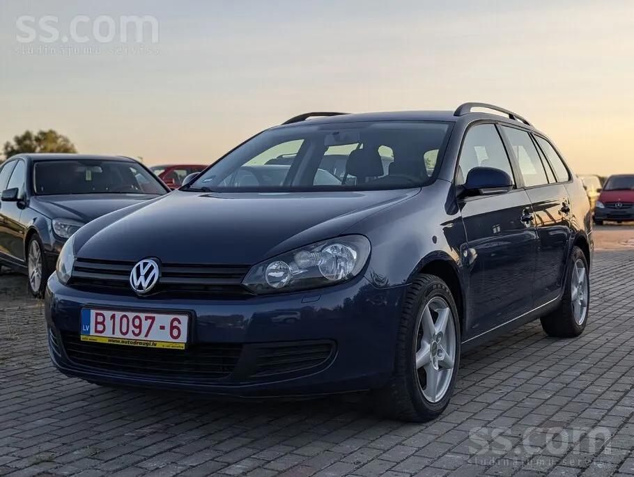 Volkswagen Golf Vi 2011 photo 2