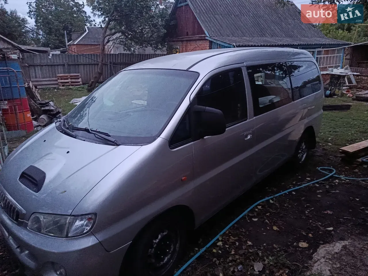 Hyundai H1 2001 photo 2