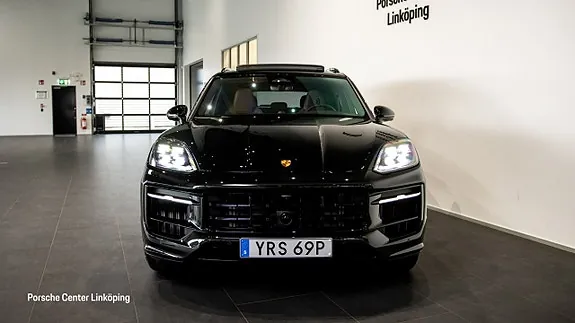 Porsche Cayenne 2027 photo 2