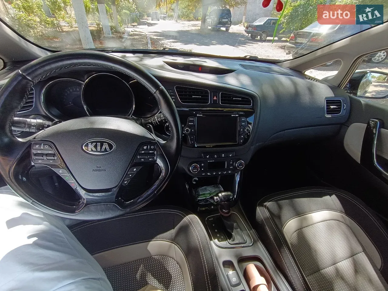 Kia Ceed 2012 photo 4