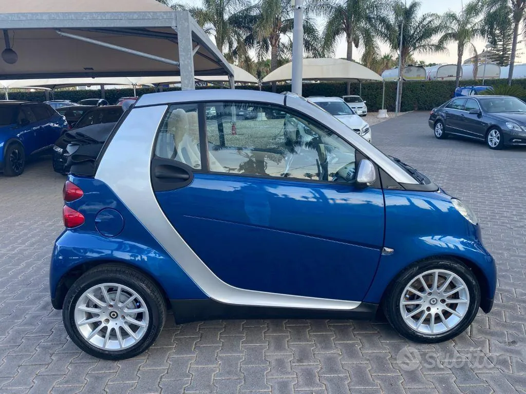 Smart Fortwo 2007 photo 2