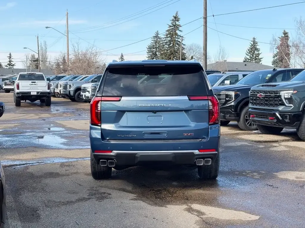 GMC Yukon Xl 2026 photo 4