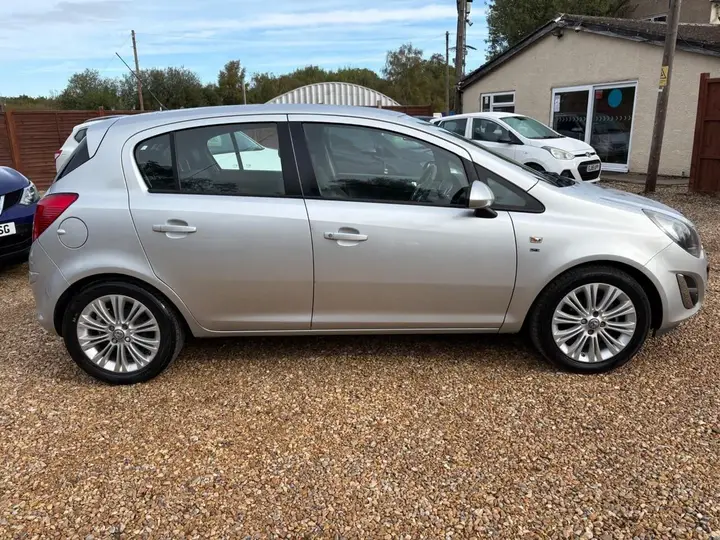 Vauxhall Corsa 2014 photo 3