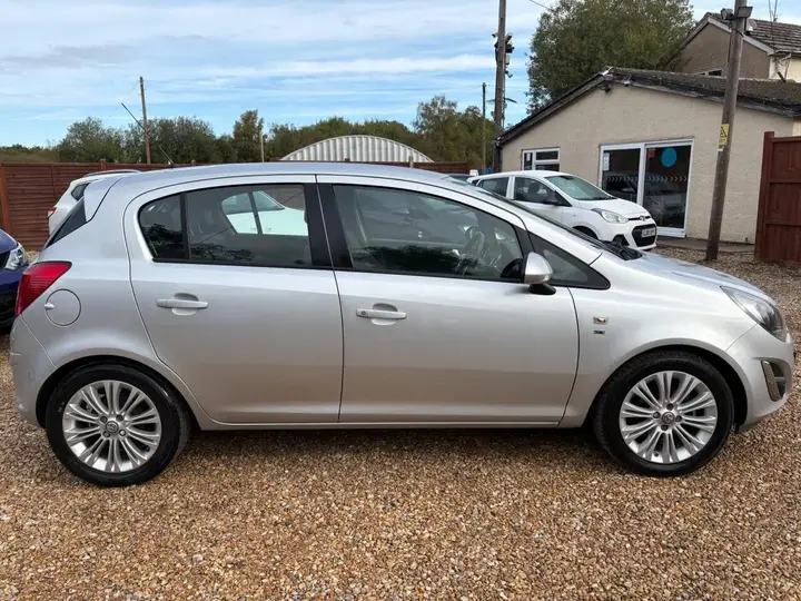 Vauxhall Corsa 2014 photo 4