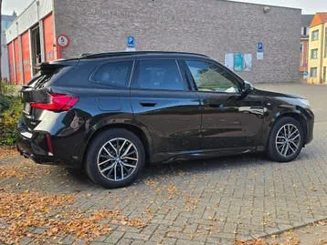 BMW Ix1 2022 photo 2