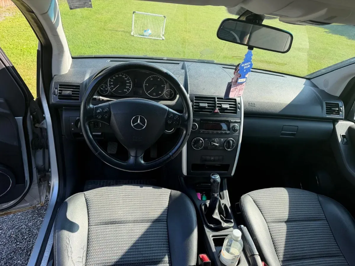 Mercedes-Benz A-Class 2004 photo 2