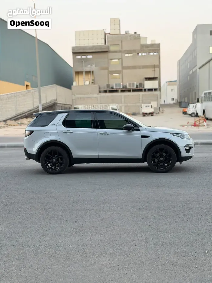 Land Rover Discovery Sport 2015 photo 4