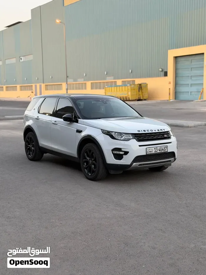 Land Rover Discovery Sport 2015 photo 3