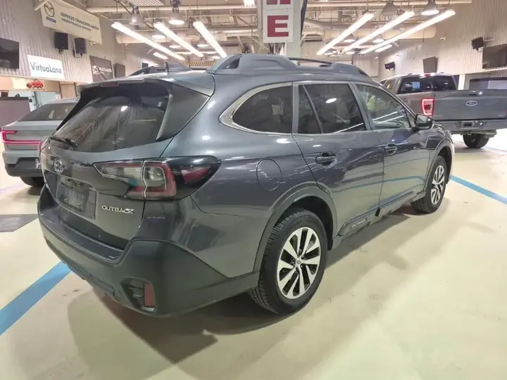 Chevrolet Equinox 2022 photo 2