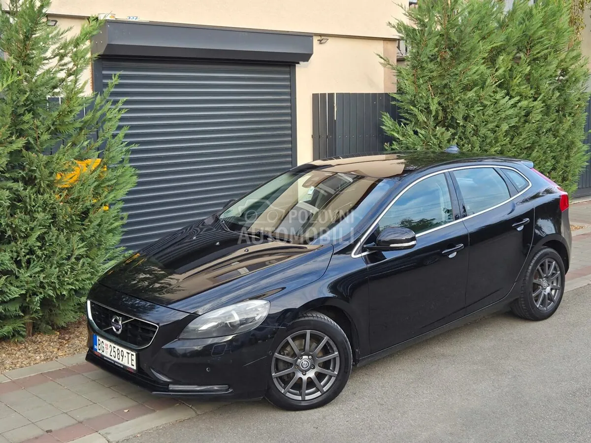 Volvo V40 2013 photo 4