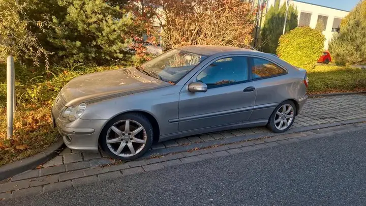 Mercedes-Benz C Coupe