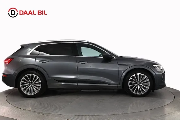 Audi Q8 E-Tron 2024 photo 5