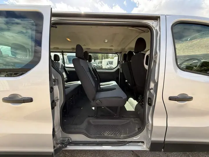 Vauxhall Vivaro 2017 photo 4