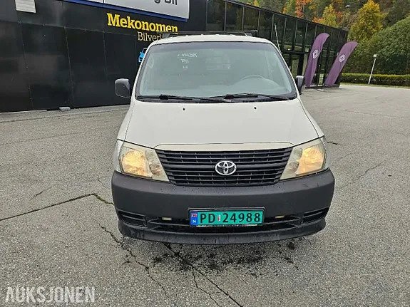 Toyota Hiace 2008 photo 3