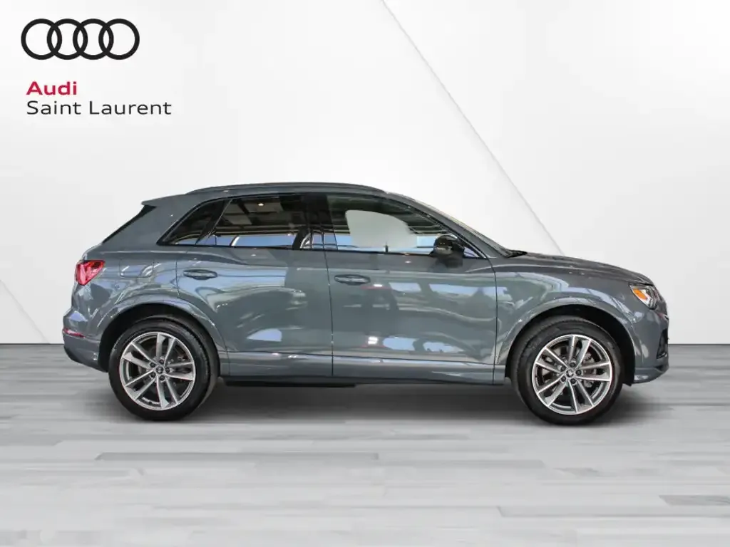 Audi Q3 2023 photo 2