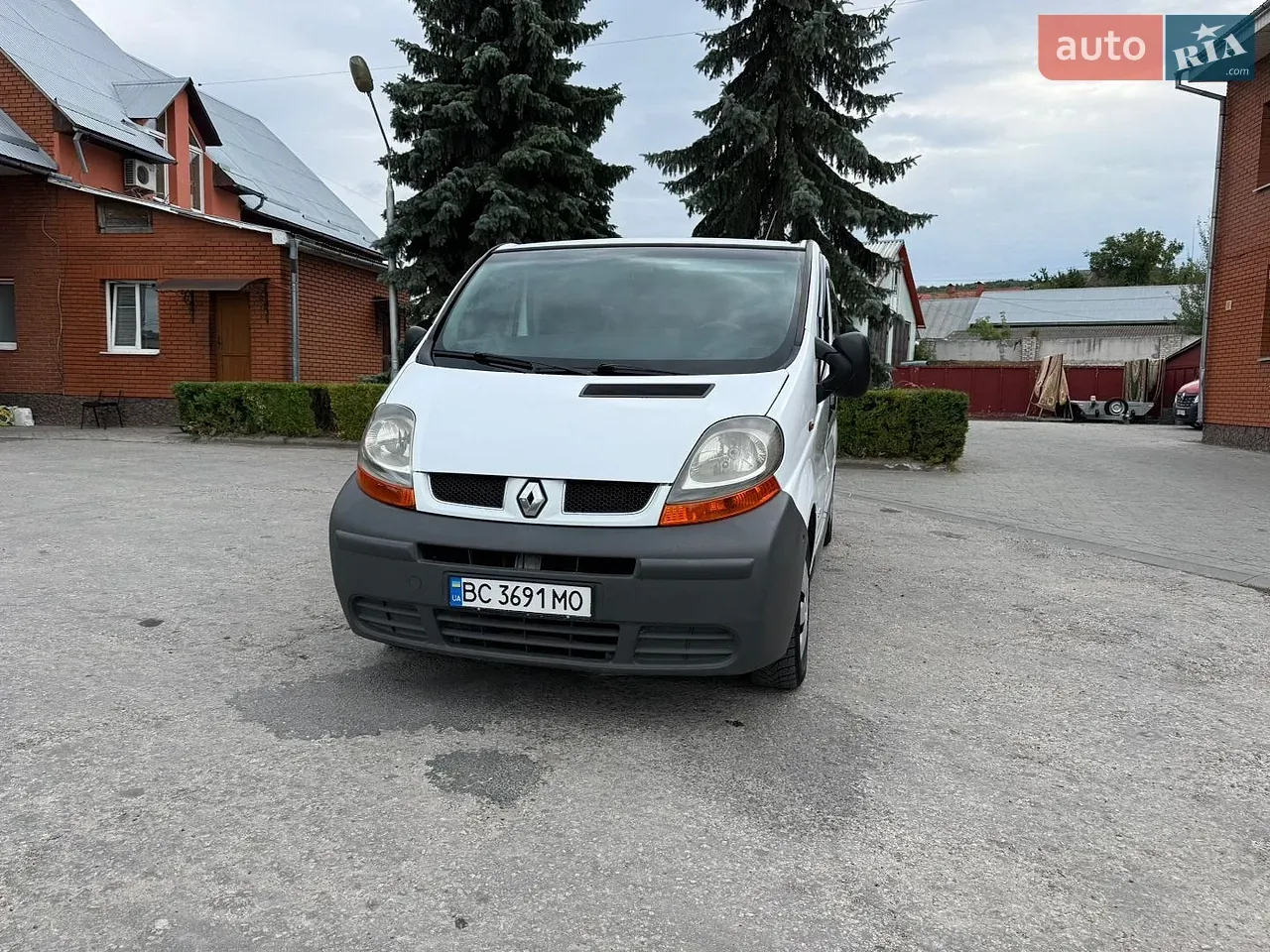 Renault Trafic 2004 photo 3