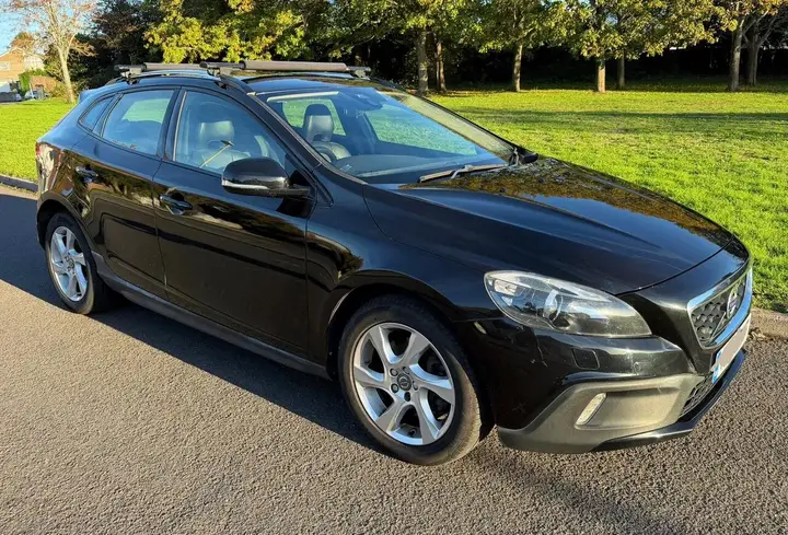 Volvo V40