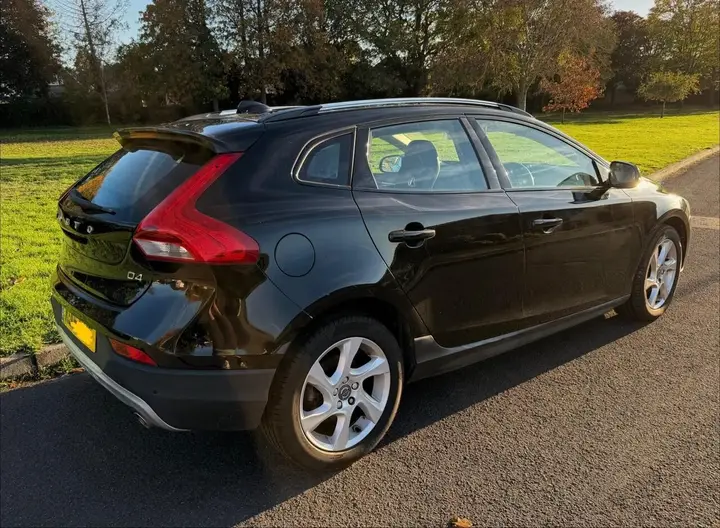 Volvo V40 2015 photo 4