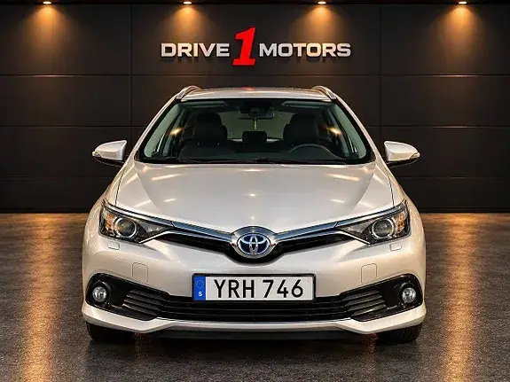 Toyota Auris 2017 photo 2