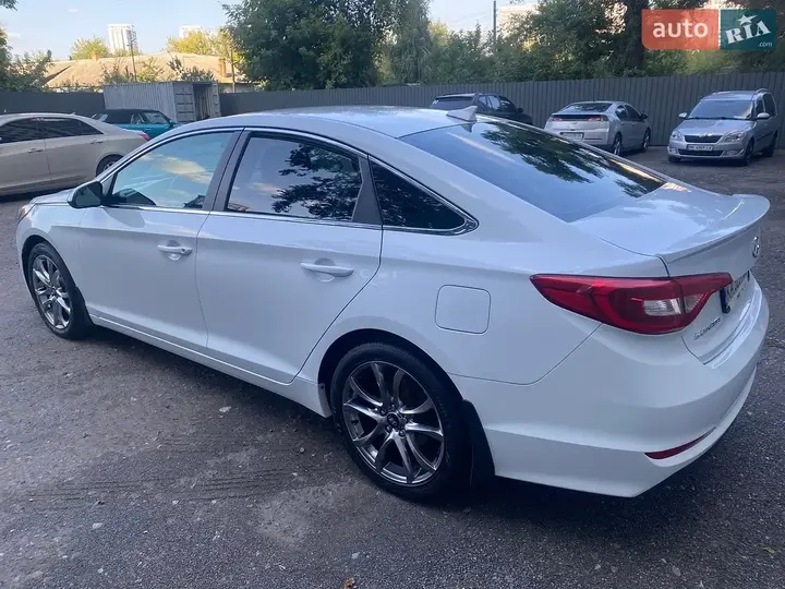 Hyundai Sonata 2015 photo 5