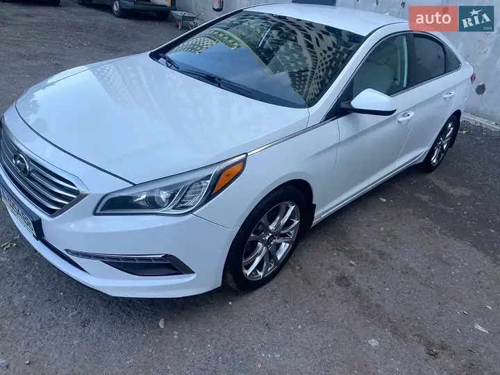 Hyundai Sonata 2015 photo 2