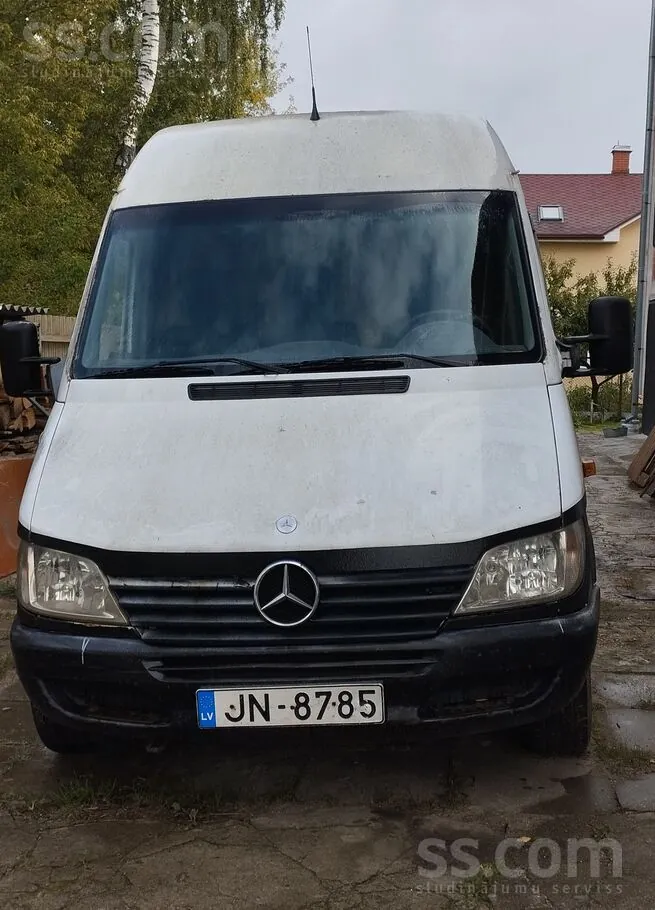 Mercedes-Benz Sprinter
