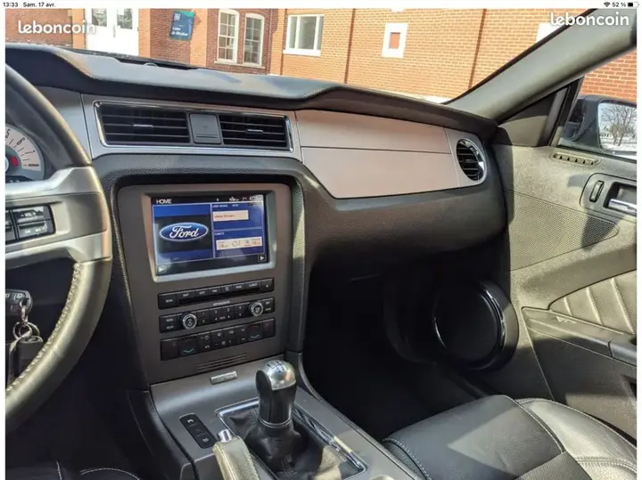 Ford Mustang 2011 photo 3