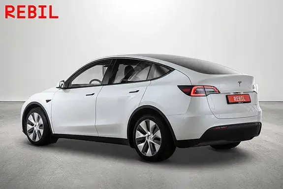 Tesla Model Y 2024 photo 5