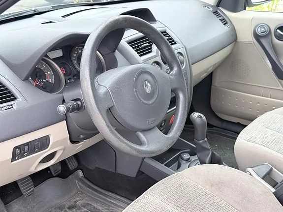 Renault Megane 2008 photo 4