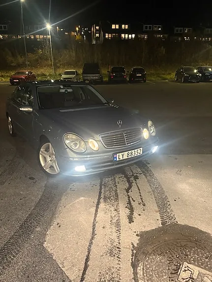 Mercedes-Benz E200 D