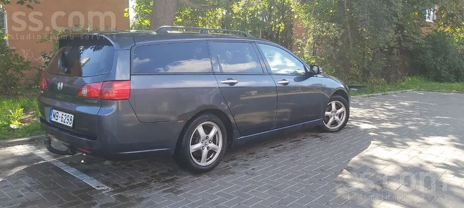 Honda Accord 2005 photo 3