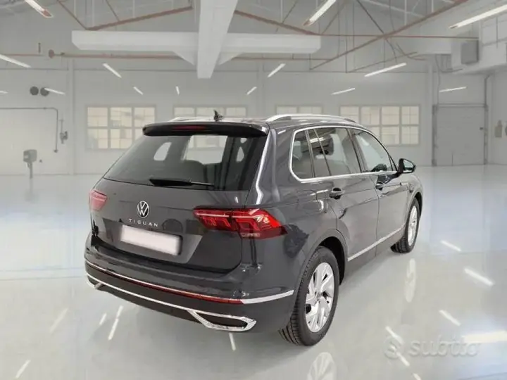 Volkswagen Tiguan 2021 photo 2