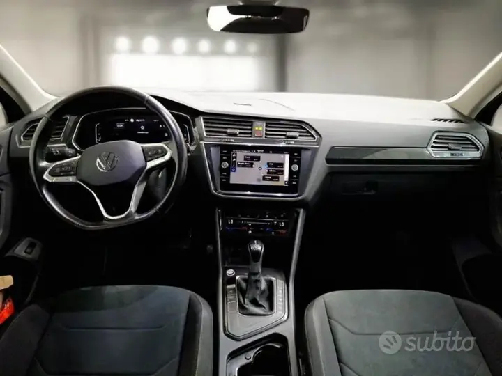 Volkswagen Tiguan 2021 photo 3