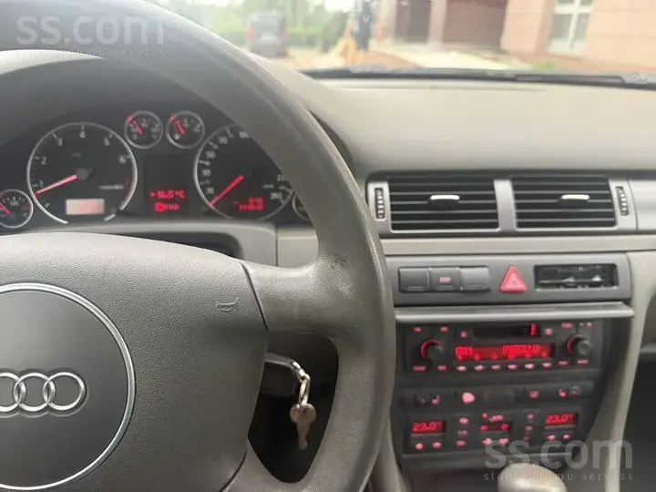 Audi A6 2001 photo 3