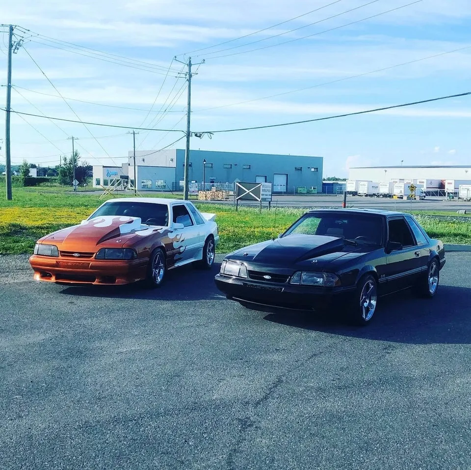 Ford Mustang 1988 photo 3