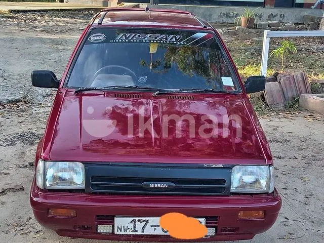 Nissan March 1990 photo 3