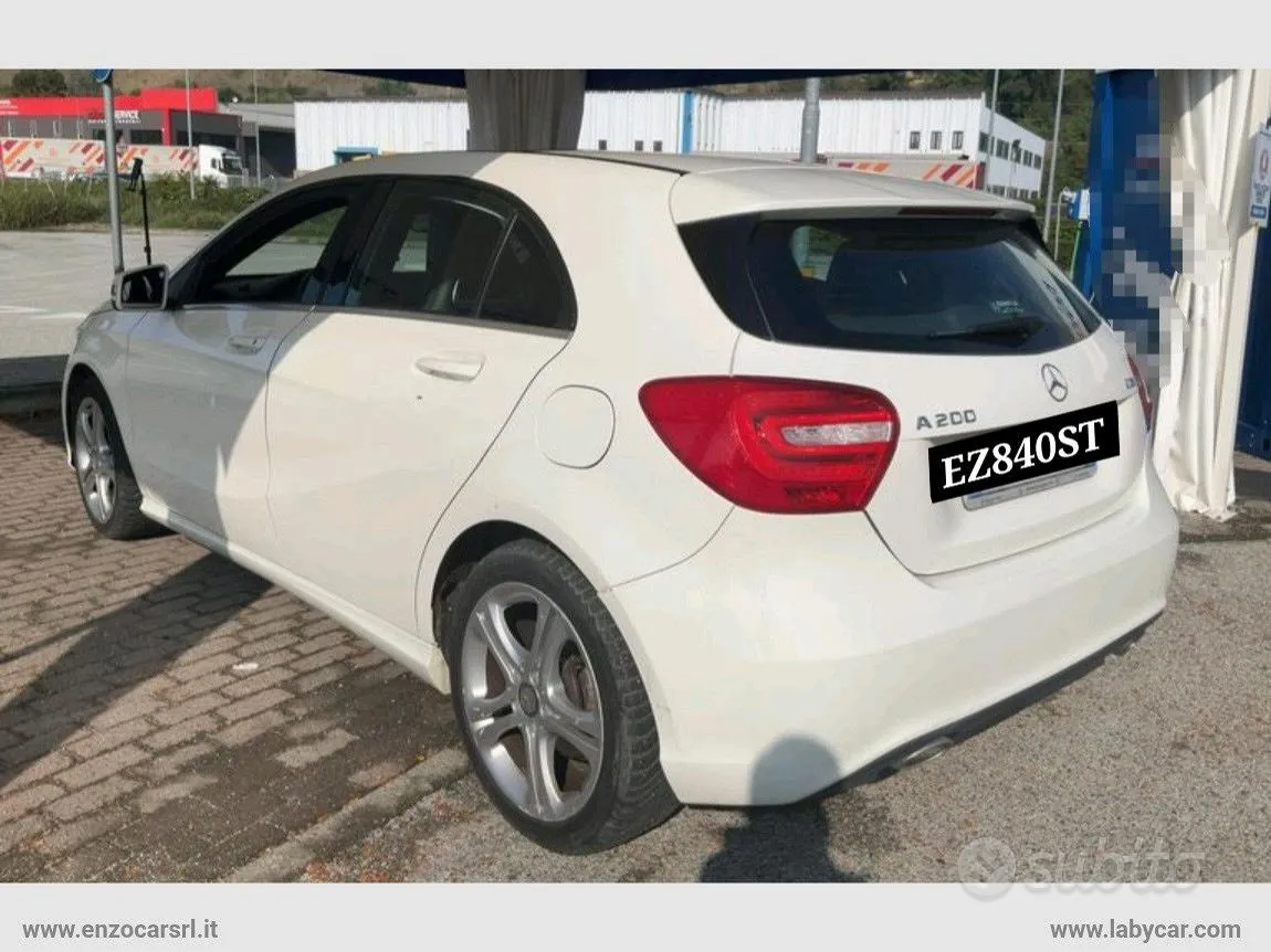 Mercedes-Benz A 200 Cdi 2015 photo 3