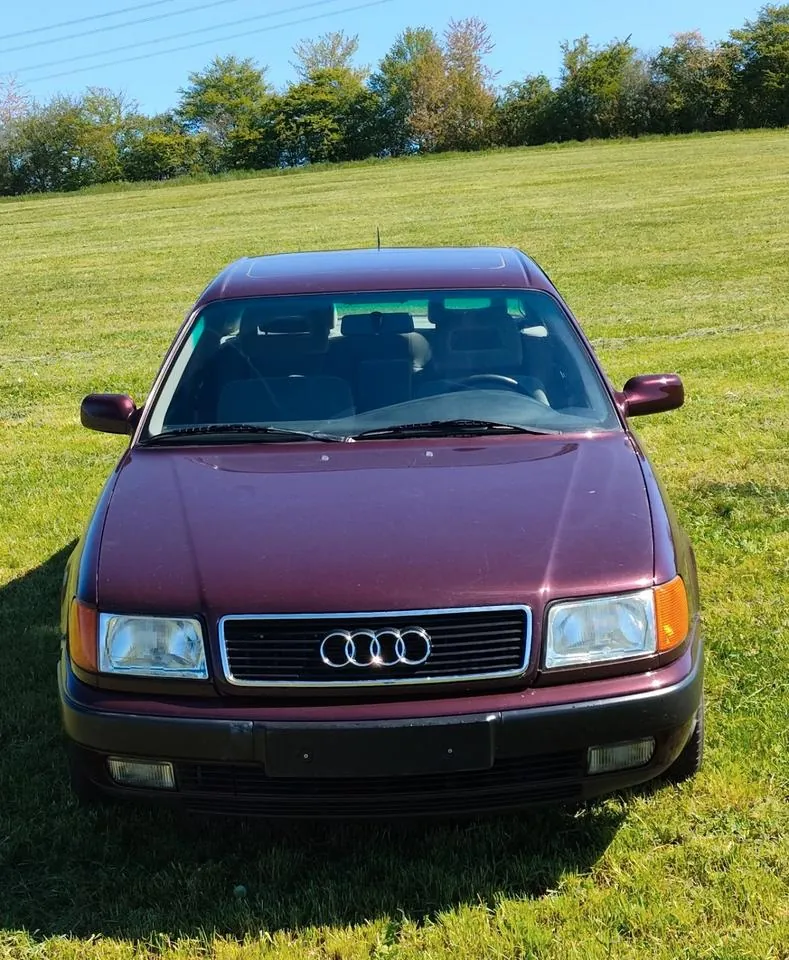 Audi 100