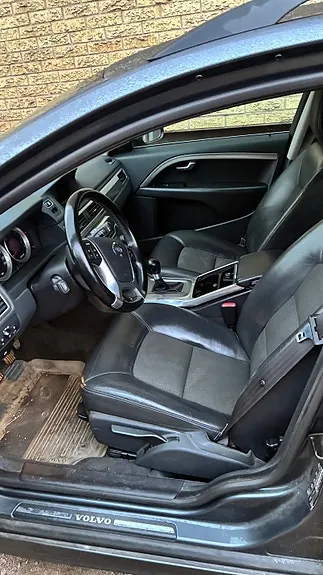 Volvo V70 2012 photo 4