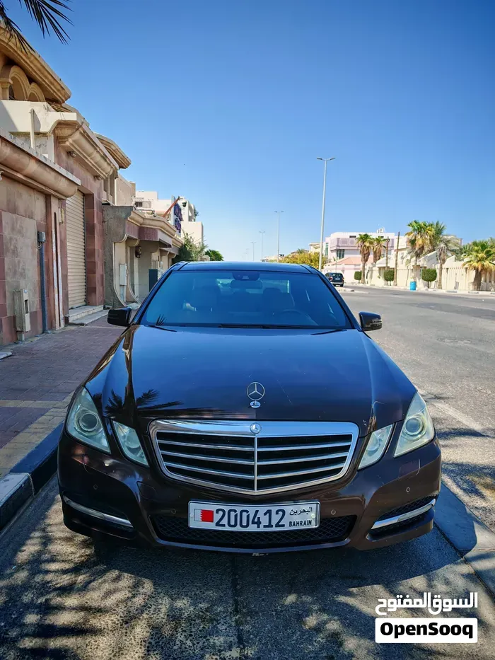 Mercedes-Benz E 300